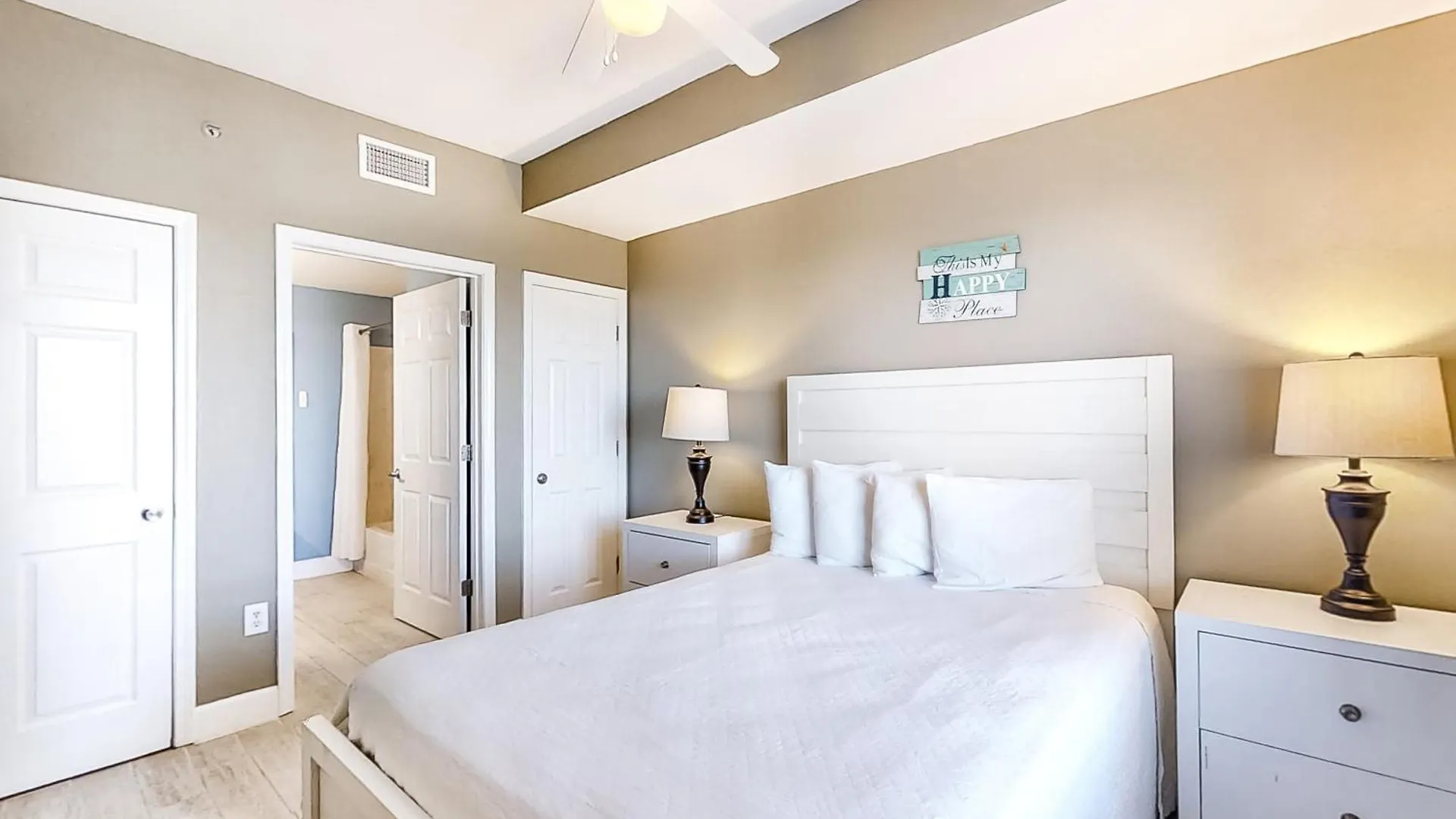 Aparthotel Breathtaking Gulf-Front Condo Near Pier Park Panama Stadt